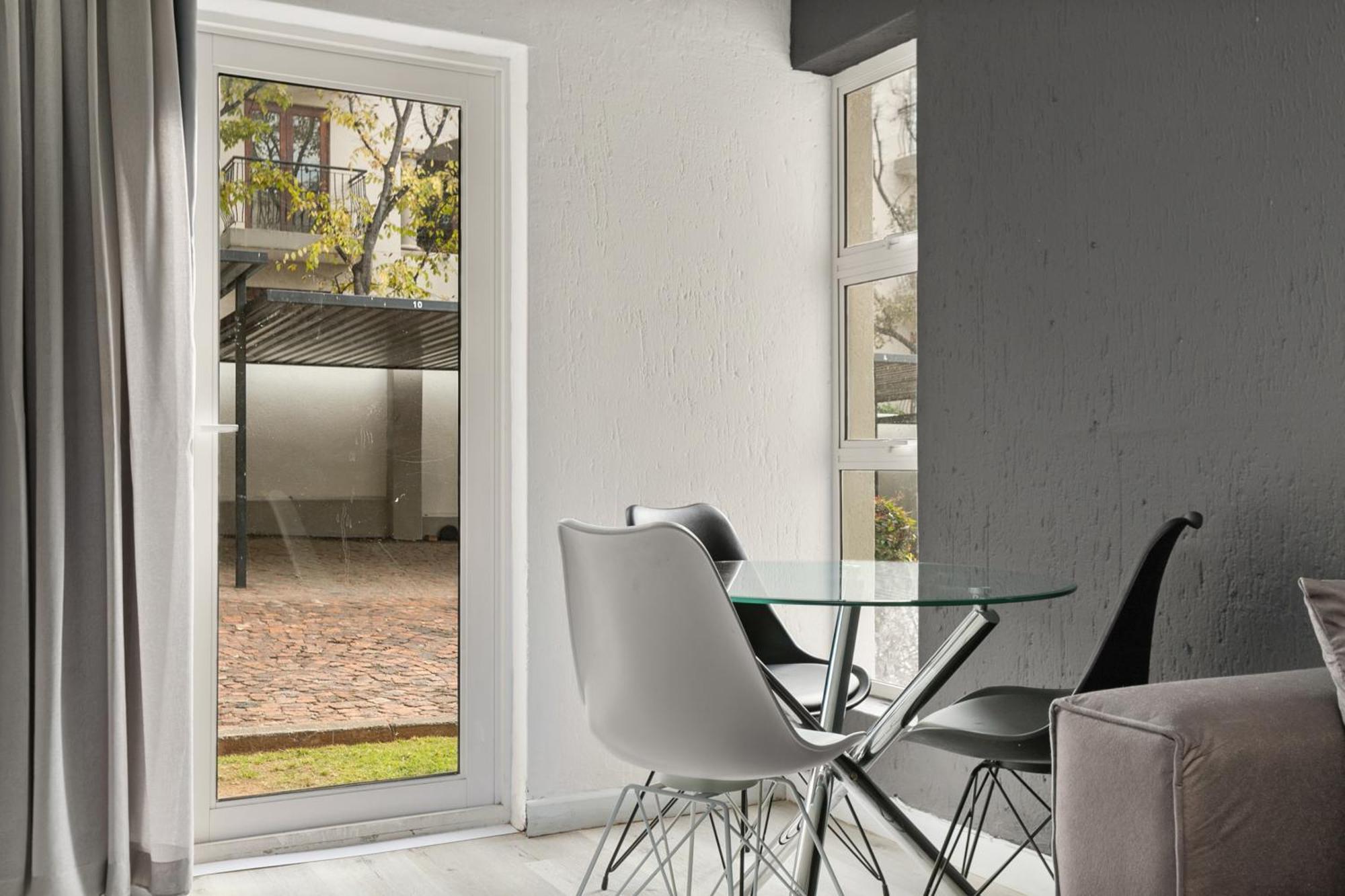 Marley On Katherine Apartments Joanesburgo Exterior foto
